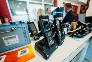 Digitální logistika v praxi: terminály, které zrychlují výrobu